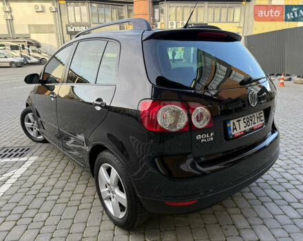 Черный Фольксваген Гольф Плюс, объемом двигателя 2 л и пробегом 240 тыс. км за 7350 $, фото 9 на Automoto.ua