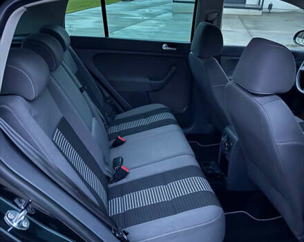 Черный Фольксваген Гольф Плюс, объемом двигателя 1.4 л и пробегом 181 тыс. км за 6400 $, фото 18 на Automoto.ua