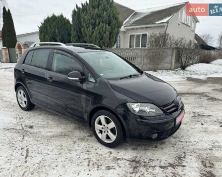 Черный Фольксваген Гольф Плюс, объемом двигателя 1.4 л и пробегом 190 тыс. км за 6500 $, фото 19 на Automoto.ua