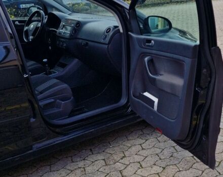 Черный Фольксваген Гольф Плюс, объемом двигателя 1.4 л и пробегом 2 тыс. км за 4799 $, фото 5 на Automoto.ua