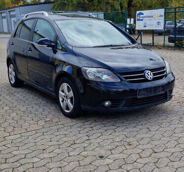 Черный Фольксваген Гольф Плюс, объемом двигателя 1.4 л и пробегом 199 тыс. км за 4250 $, фото 3 на Automoto.ua