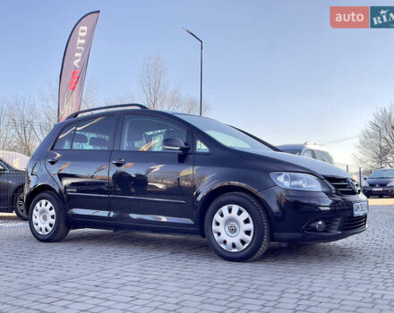 Чорний Фольксваген Golf Plus, об'ємом двигуна 1.4 л та пробігом 191 тис. км за 7399 $, фото 4 на Automoto.ua