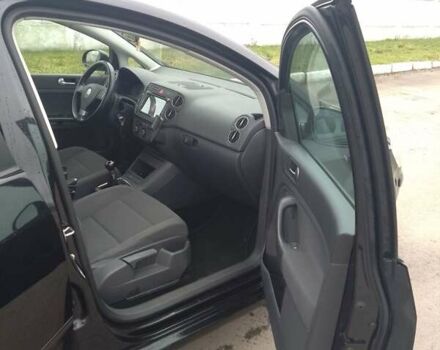 Черный Фольксваген Гольф Плюс, объемом двигателя 1.4 л и пробегом 262 тыс. км за 6700 $, фото 17 на Automoto.ua