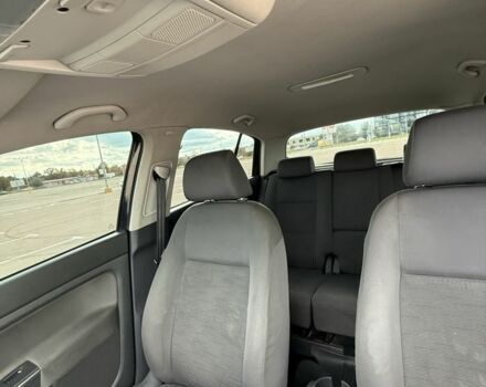 Черный Фольксваген Гольф Плюс, объемом двигателя 1.6 л и пробегом 183 тыс. км за 5950 $, фото 19 на Automoto.ua