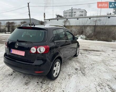 Черный Фольксваген Гольф Плюс, объемом двигателя 1.4 л и пробегом 190 тыс. км за 6500 $, фото 18 на Automoto.ua