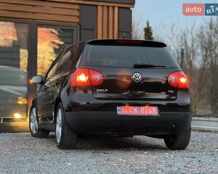 Черный Фольксваген Гольф Плюс, объемом двигателя 1.4 л и пробегом 220 тыс. км за 6290 $, фото 9 на Automoto.ua