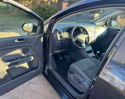 Черный Фольксваген Гольф Плюс, объемом двигателя 1.6 л и пробегом 186 тыс. км за 5700 $, фото 11 на Automoto.ua