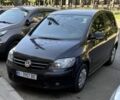 Черный Фольксваген Гольф Плюс, объемом двигателя 1.6 л и пробегом 130 тыс. км за 7000 $, фото 1 на Automoto.ua