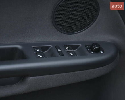 Черный Фольксваген Гольф Плюс, объемом двигателя 1.39 л и пробегом 230 тыс. км за 7999 $, фото 15 на Automoto.ua