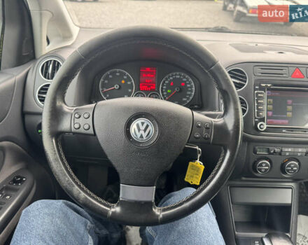 Черный Фольксваген Гольф Плюс, объемом двигателя 1.4 л и пробегом 214 тыс. км за 7199 $, фото 14 на Automoto.ua