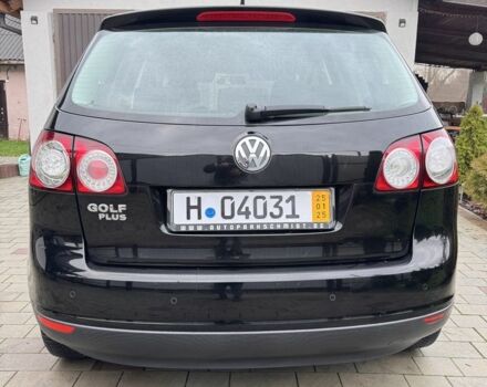 Черный Фольксваген Гольф Плюс, объемом двигателя 1.4 л и пробегом 222 тыс. км за 5999 $, фото 5 на Automoto.ua