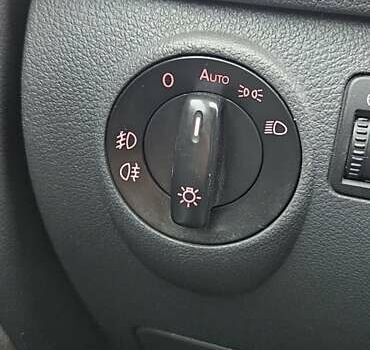 Черный Фольксваген Гольф Плюс, объемом двигателя 1.39 л и пробегом 150 тыс. км за 6300 $, фото 9 на Automoto.ua