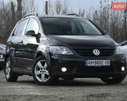 Черный Фольксваген Гольф Плюс, объемом двигателя 1.39 л и пробегом 230 тыс. км за 7999 $, фото 1 на Automoto.ua