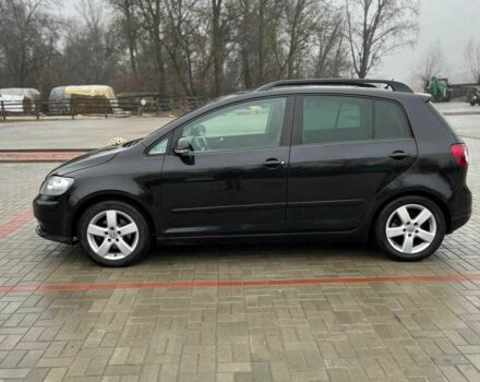 Черный Фольксваген Гольф Плюс, объемом двигателя 1.6 л и пробегом 206 тыс. км за 6499 $, фото 4 на Automoto.ua