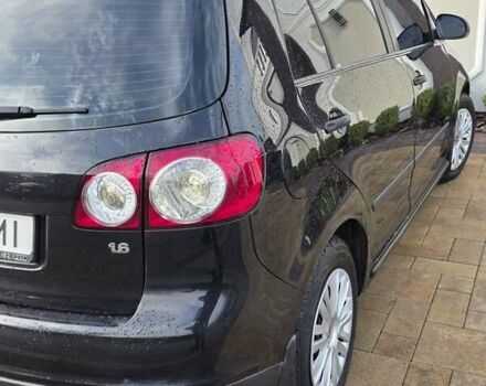 Черный Фольксваген Гольф Плюс, объемом двигателя 1.6 л и пробегом 150 тыс. км за 6200 $, фото 2 на Automoto.ua