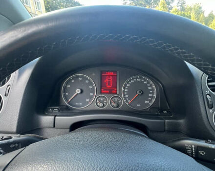 Черный Фольксваген Гольф Плюс, объемом двигателя 1.39 л и пробегом 206 тыс. км за 6800 $, фото 11 на Automoto.ua