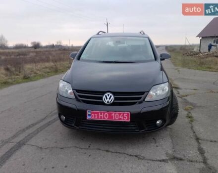 Черный Фольксваген Гольф Плюс, объемом двигателя 1.4 л и пробегом 205 тыс. км за 6300 $, фото 2 на Automoto.ua