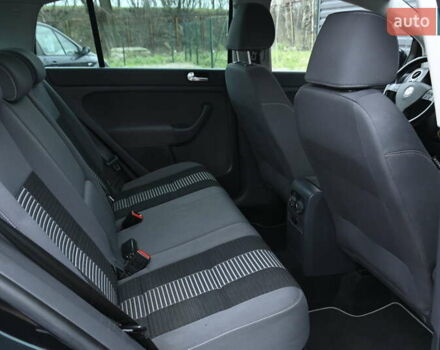 Черный Фольксваген Гольф Плюс, объемом двигателя 1.39 л и пробегом 230 тыс. км за 7999 $, фото 27 на Automoto.ua