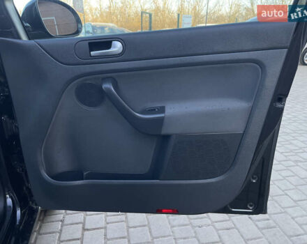 Чорний Фольксваген Golf Plus, об'ємом двигуна 1.4 л та пробігом 191 тис. км за 7399 $, фото 33 на Automoto.ua