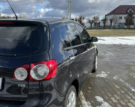 Черный Фольксваген Гольф Плюс, объемом двигателя 1.9 л и пробегом 273 тыс. км за 8300 $, фото 4 на Automoto.ua