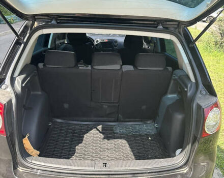 Черный Фольксваген Гольф Плюс, объемом двигателя 1.4 л и пробегом 222 тыс. км за 7300 $, фото 6 на Automoto.ua