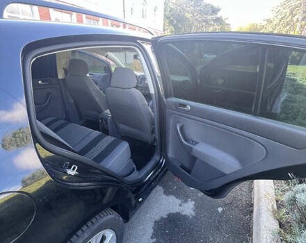 Черный Фольксваген Гольф Плюс, объемом двигателя 1.39 л и пробегом 206 тыс. км за 6800 $, фото 21 на Automoto.ua