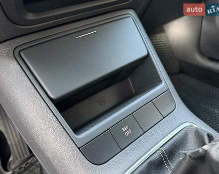 Чорний Фольксваген Golf Plus, об'ємом двигуна 2 л та пробігом 240 тис. км за 7450 $, фото 56 на Automoto.ua