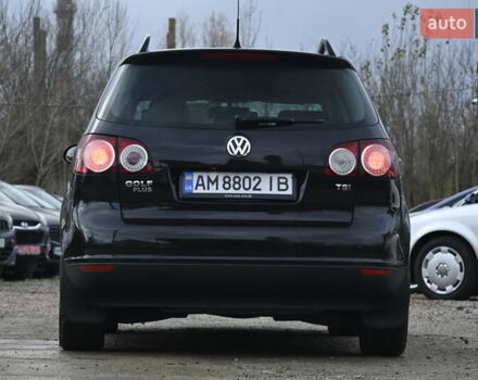 Черный Фольксваген Гольф Плюс, объемом двигателя 1.39 л и пробегом 230 тыс. км за 7999 $, фото 11 на Automoto.ua