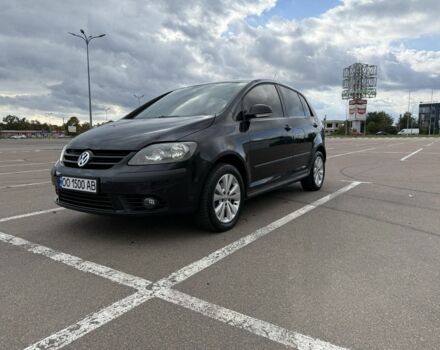 Черный Фольксваген Гольф Плюс, объемом двигателя 1.6 л и пробегом 183 тыс. км за 5950 $, фото 2 на Automoto.ua