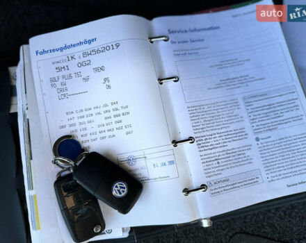 Черный Фольксваген Гольф Плюс, объемом двигателя 1.4 л и пробегом 154 тыс. км за 6100 $, фото 32 на Automoto.ua