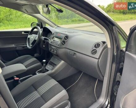 Черный Фольксваген Гольф Плюс, объемом двигателя 1.4 л и пробегом 190 тыс. км за 6500 $, фото 1 на Automoto.ua