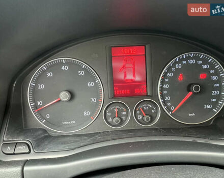 Черный Фольксваген Гольф Плюс, объемом двигателя 1.4 л и пробегом 181 тыс. км за 6850 $, фото 18 на Automoto.ua