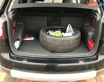 Черный Фольксваген Гольф Плюс, объемом двигателя 1.6 л и пробегом 260 тыс. км за 8300 $, фото 23 на Automoto.ua