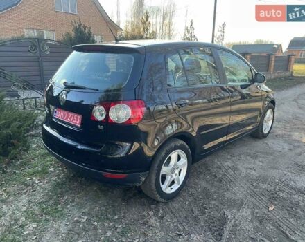 Черный Фольксваген Гольф Плюс, объемом двигателя 1.6 л и пробегом 186 тыс. км за 5850 $, фото 14 на Automoto.ua