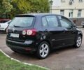 Черный Фольксваген Гольф Плюс, объемом двигателя 1.4 л и пробегом 150 тыс. км за 6500 $, фото 3 на Automoto.ua