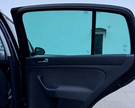 Черный Фольксваген Гольф Плюс, объемом двигателя 1.4 л и пробегом 181 тыс. км за 6400 $, фото 17 на Automoto.ua