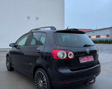 Черный Фольксваген Гольф Плюс, объемом двигателя 1.4 л и пробегом 181 тыс. км за 6400 $, фото 2 на Automoto.ua