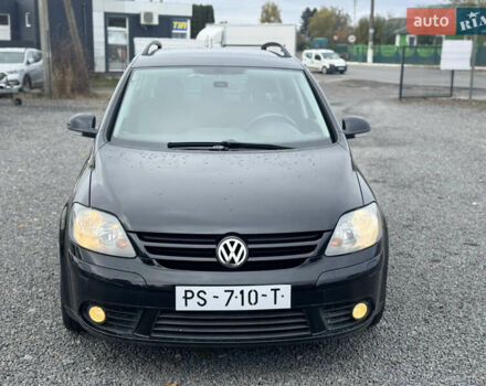 Черный Фольксваген Гольф Плюс, объемом двигателя 1.4 л и пробегом 214 тыс. км за 7199 $, фото 2 на Automoto.ua