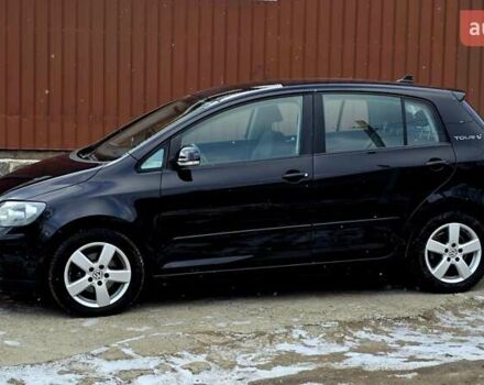 Черный Фольксваген Гольф Плюс, объемом двигателя 1.6 л и пробегом 233 тыс. км за 8699 $, фото 31 на Automoto.ua