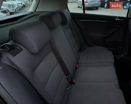 Черный Фольксваген Гольф Плюс, объемом двигателя 1.4 л и пробегом 220 тыс. км за 6290 $, фото 20 на Automoto.ua