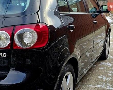 Черный Фольксваген Гольф Плюс, объемом двигателя 1.6 л и пробегом 233 тыс. км за 8699 $, фото 21 на Automoto.ua