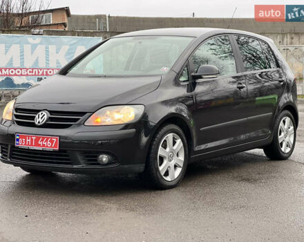 Черный Фольксваген Гольф Плюс, объемом двигателя 1.6 л и пробегом 173 тыс. км за 6750 $, фото 1 на Automoto.ua