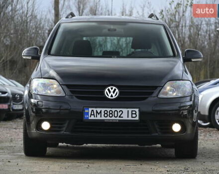 Черный Фольксваген Гольф Плюс, объемом двигателя 1.39 л и пробегом 230 тыс. км за 7999 $, фото 3 на Automoto.ua