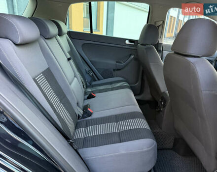 Черный Фольксваген Гольф Плюс, объемом двигателя 2 л и пробегом 240 тыс. км за 7350 $, фото 38 на Automoto.ua