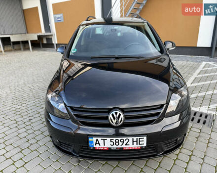 Черный Фольксваген Гольф Плюс, объемом двигателя 2 л и пробегом 240 тыс. км за 7350 $, фото 12 на Automoto.ua