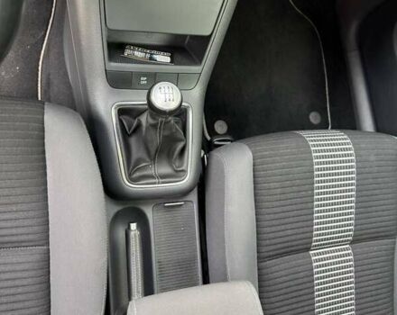 Черный Фольксваген Гольф Плюс, объемом двигателя 1.4 л и пробегом 190 тыс. км за 6500 $, фото 5 на Automoto.ua