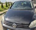 Черный Фольксваген Гольф Плюс, объемом двигателя 1.4 л и пробегом 221 тыс. км за 8000 $, фото 4 на Automoto.ua