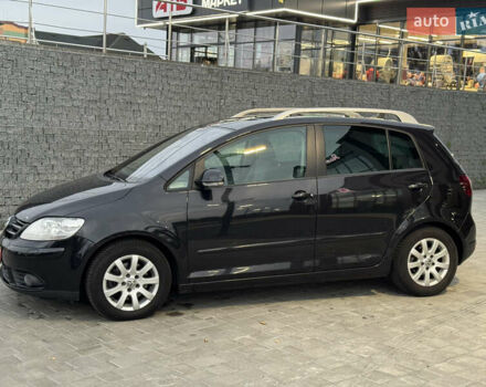 Черный Фольксваген Гольф Плюс, объемом двигателя 1.4 л и пробегом 218 тыс. км за 6250 $, фото 2 на Automoto.ua