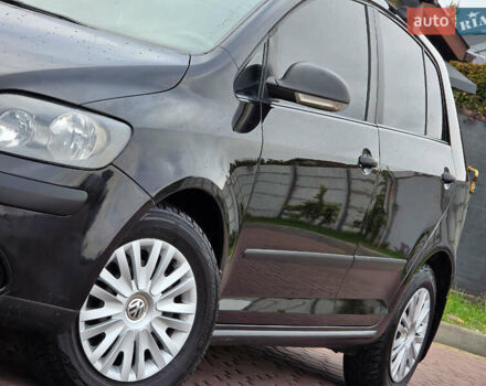 Черный Фольксваген Гольф Плюс, объемом двигателя 1.6 л и пробегом 142 тыс. км за 7200 $, фото 5 на Automoto.ua