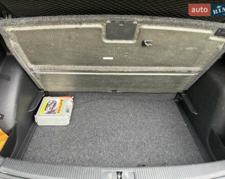 Черный Фольксваген Гольф Плюс, объемом двигателя 2 л и пробегом 245 тыс. км за 7999 $, фото 11 на Automoto.ua